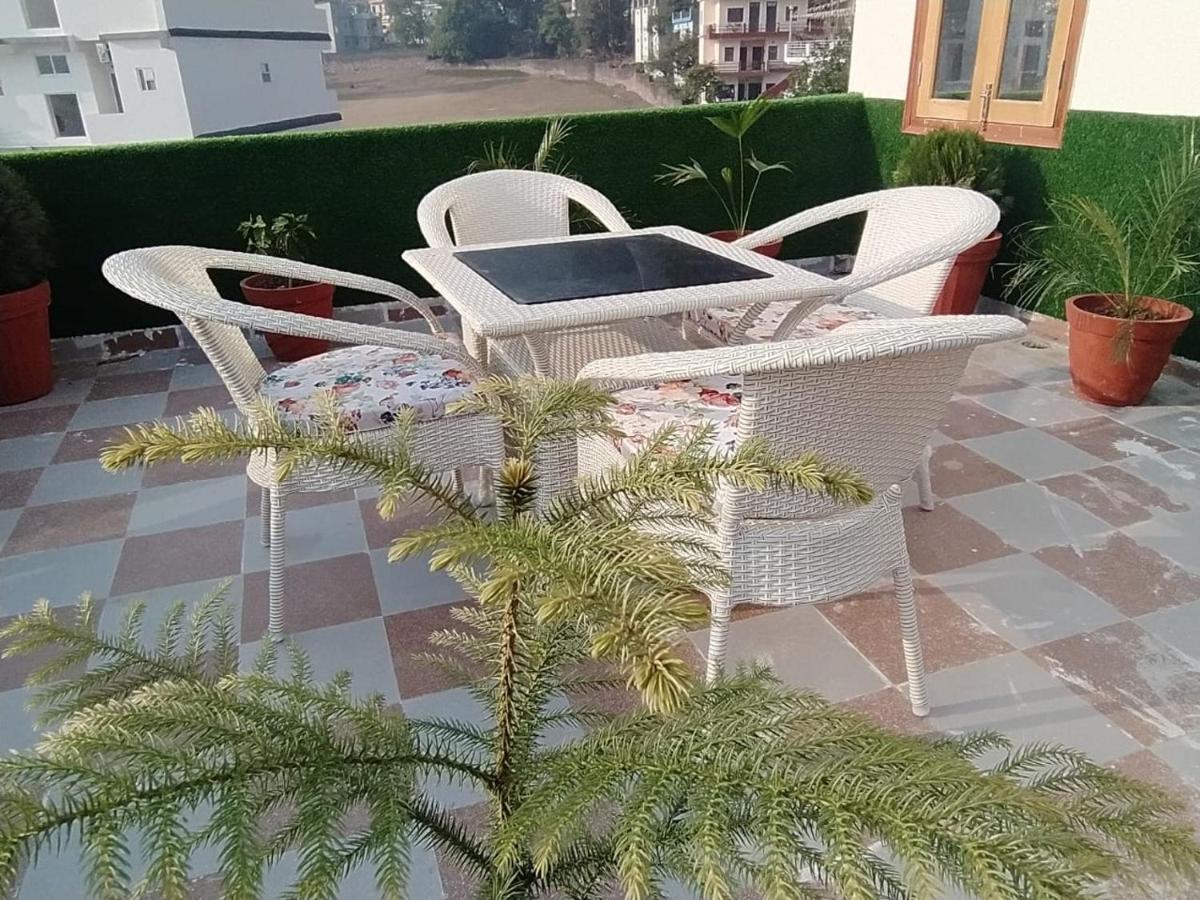 Hotel P2P Hills Rishīkesh Exterior foto